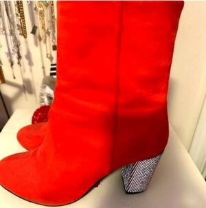 Like new Lucita size 9 red velvet diamond embellished heels